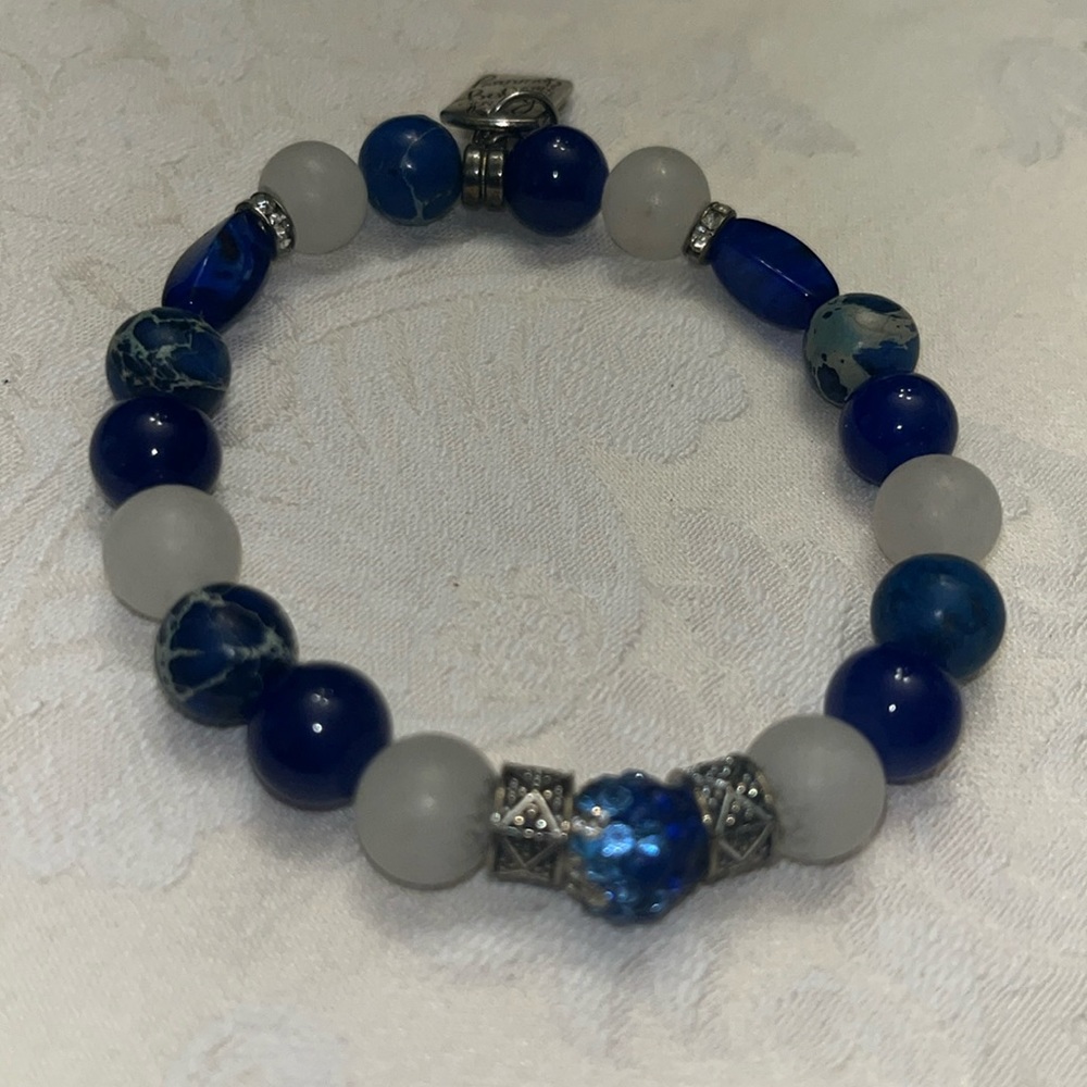 Beautiful stretchable bracelet - Picture 3 of 3